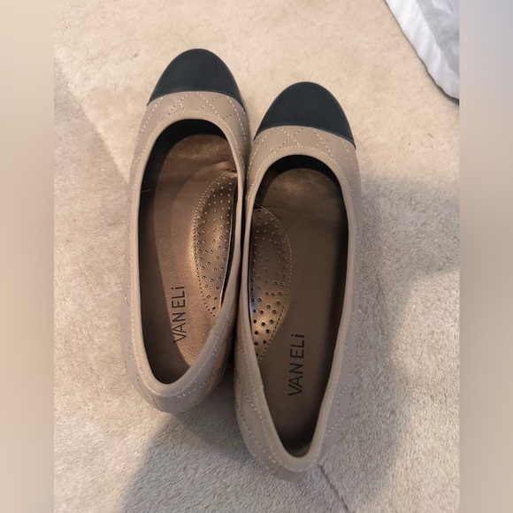 Vaneli flats - Picture 2 of 6